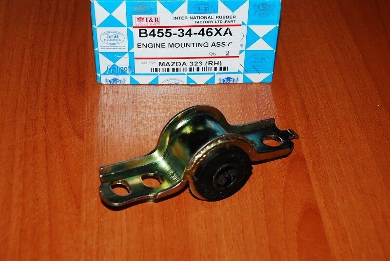 323 MAZDA SALINCAK ARKA BURCU KELEBEK SAĞ 90-95