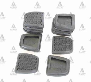 31321-52010 PEDAL LASTİĞİ HILUX 06-11 FREN / DEBRİYAJ (YERLİ)