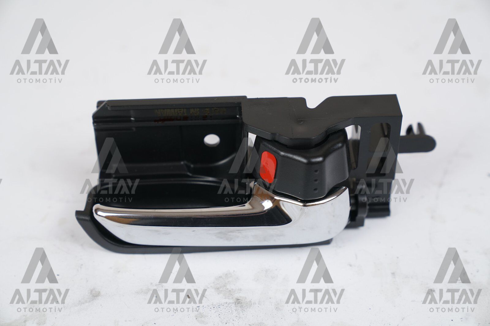 83110-63J20 KAPI KOLU SWIFT 06= İÇ SAĞ