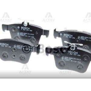 FREN BALATA GOLF6 12= / A3 12= 1.4TFSI-1.6TDI 300mm ARKA VOLKSWAGEN GOLF OEM: 3Q0698451