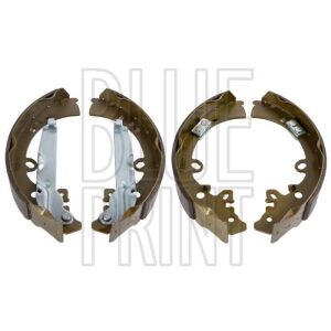 04495-0K120 FREN BALATA HILUX 06-11 / 15= 4X4 REVO PABUÇ ARKA