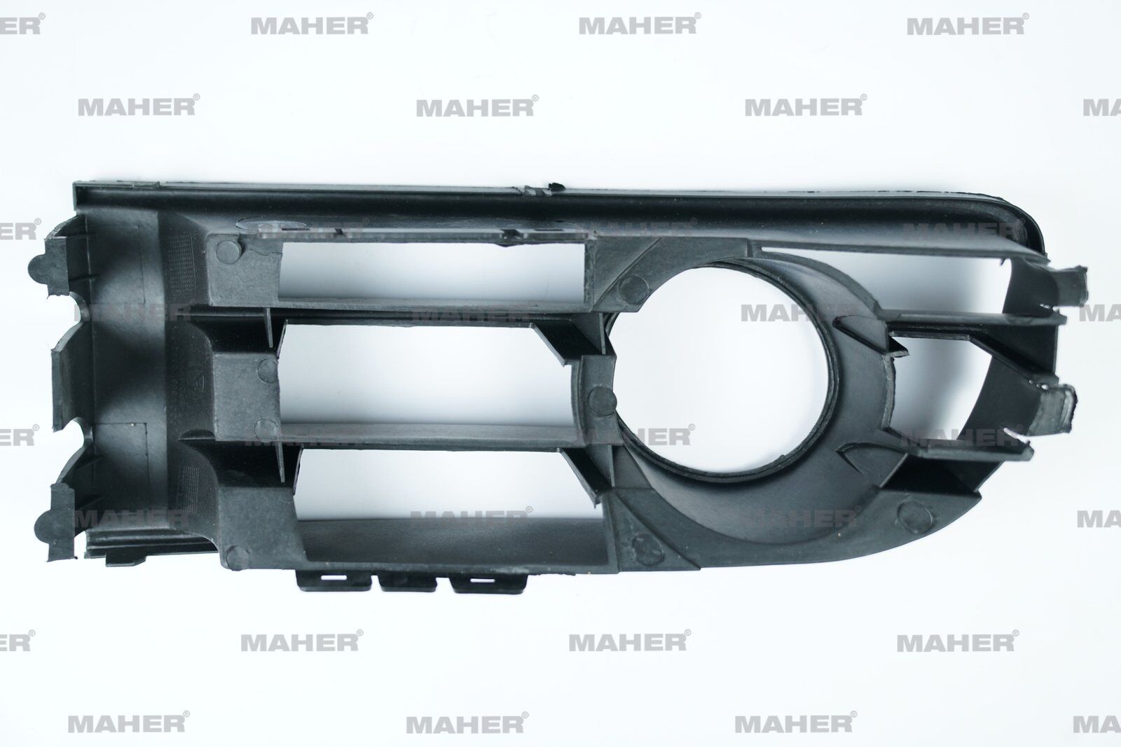 6Q0853666C9B9 SİS LAMBA KAPAĞI POLO 02-05 (SİS DELİKLİ) SAĞ