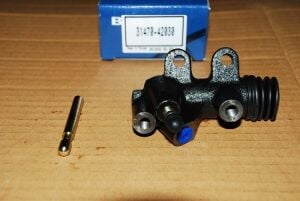 Toyota Uyumlu AVENSİS RAV4 DEBRİYAJ MERKEZ ALT 00- 31470-42030