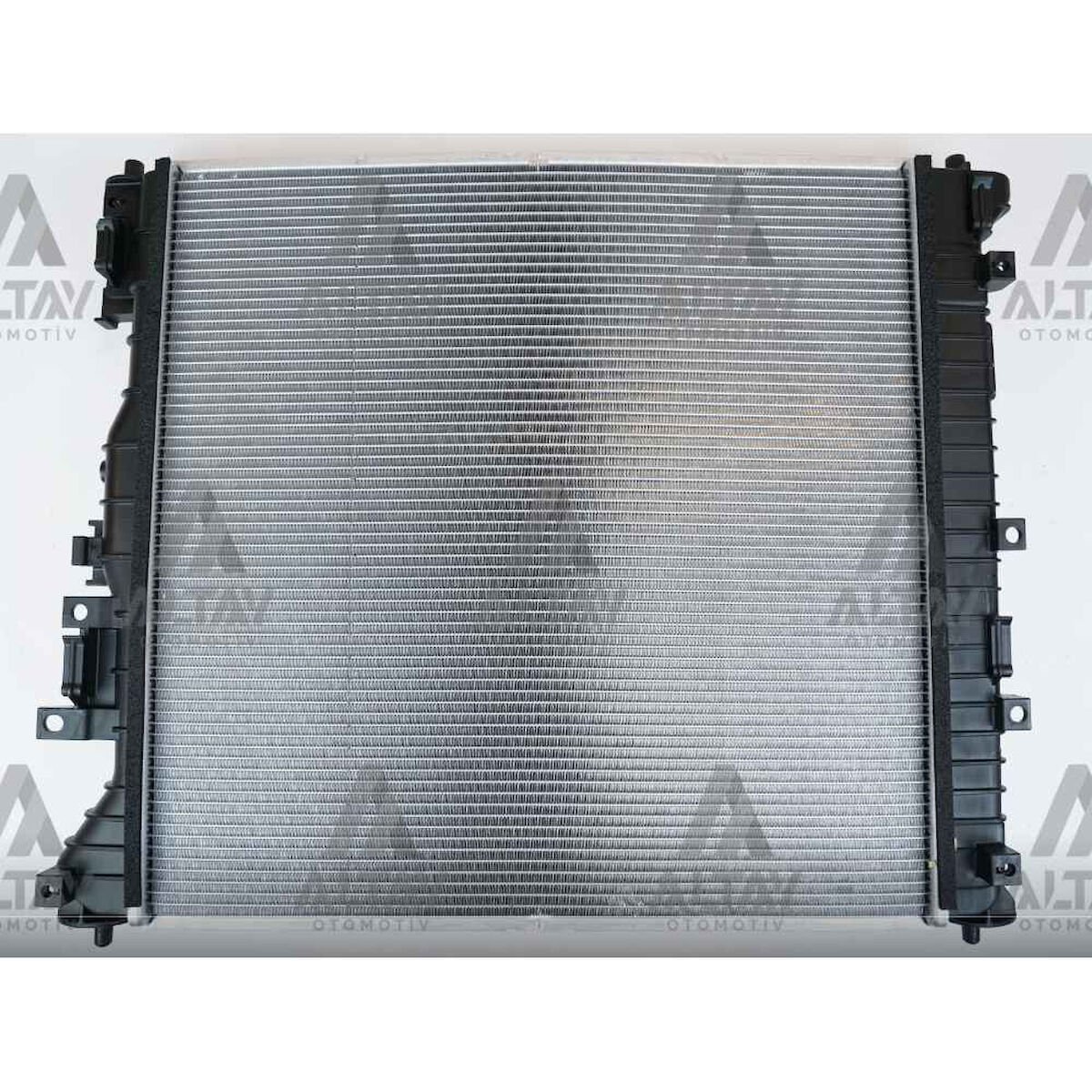 RADYATÖR SU TUCSON 21= 1.6 DİZEL 4x2 A-T HYUNDAI TUCSON OEM: 25310-N7010