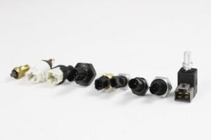 MÜŞÜR YAĞ MAZDA / BESTA / 323 / 626 / COROLLA / NISSAN / L-200 06=